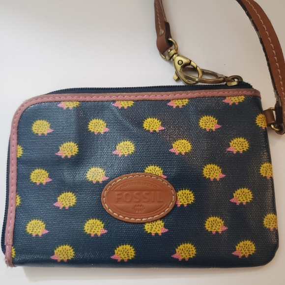 Fossil Handbags - Fossil Wristlet Navy Blue Brown Yellow Hedgehog Print